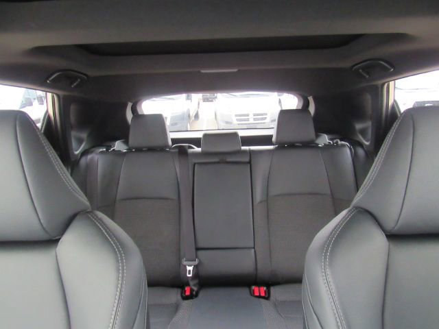 Used 2023 Toyota bZ4X XLE w/ Weather Package image 31