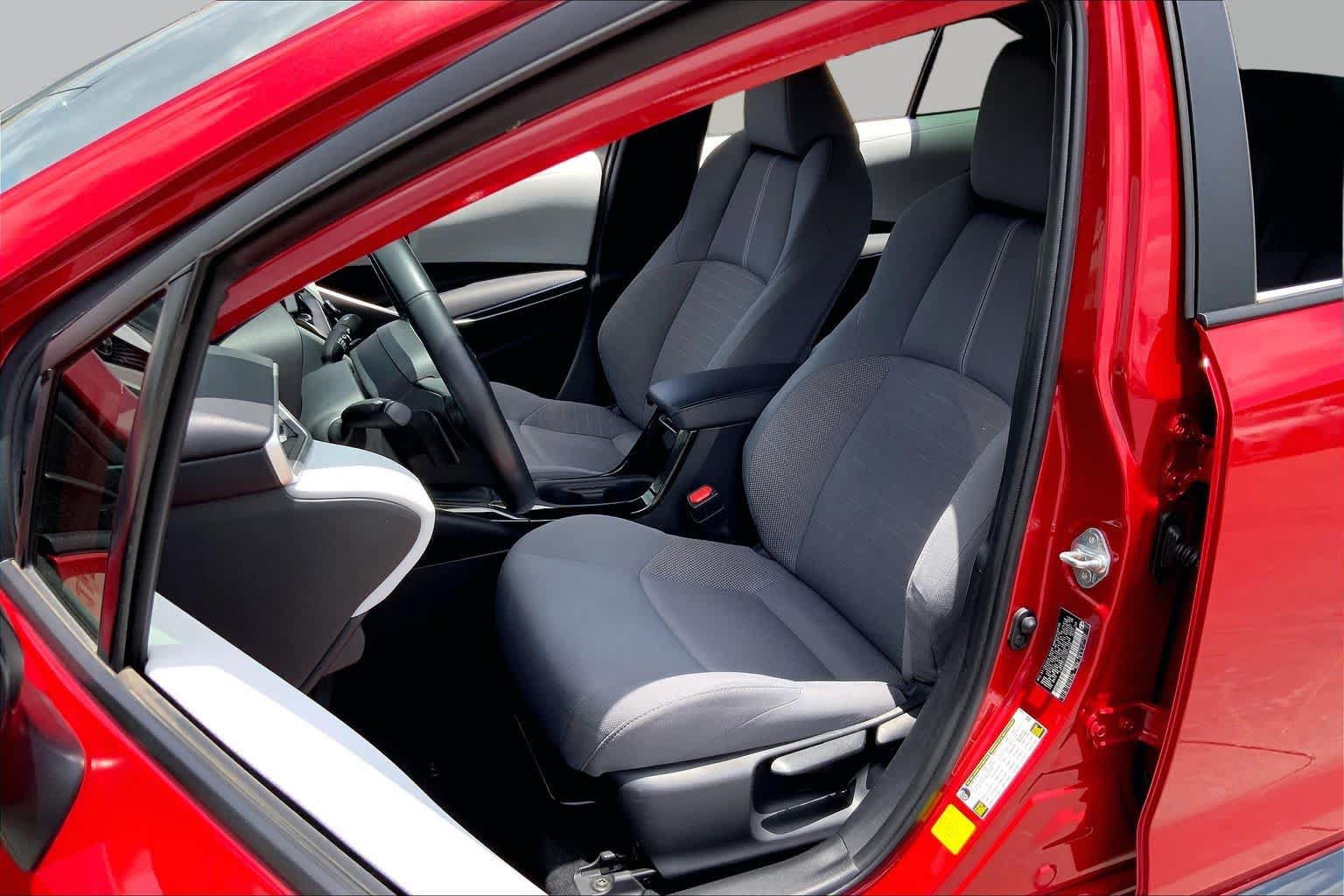 Used 2020 Toyota Corolla SE FWD image 8