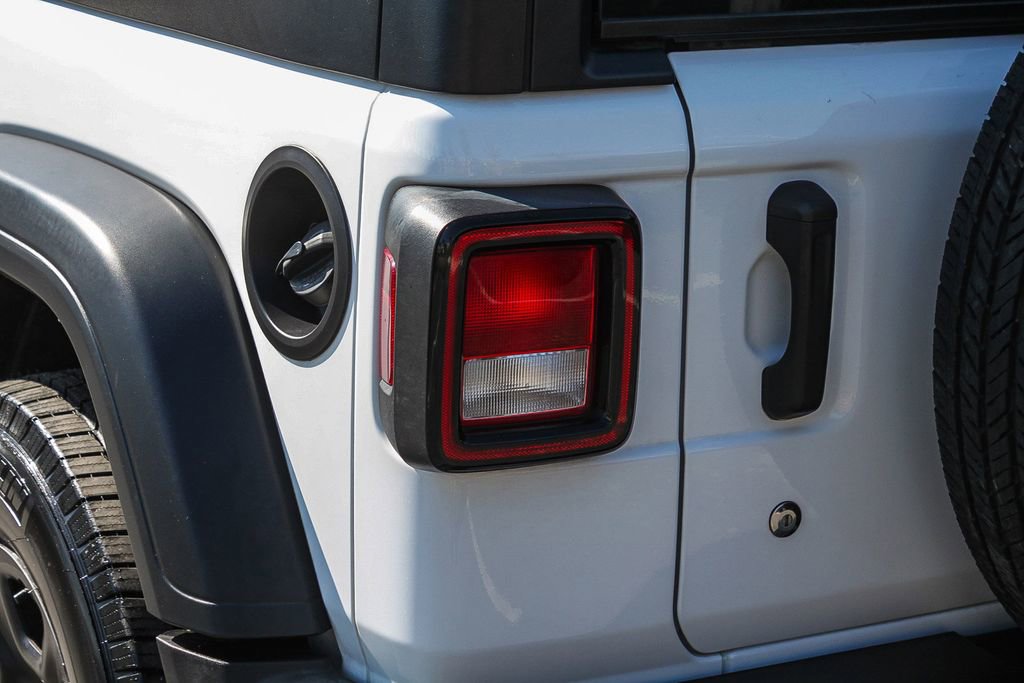 Used 2023 Jeep Wrangler Sport image 11
