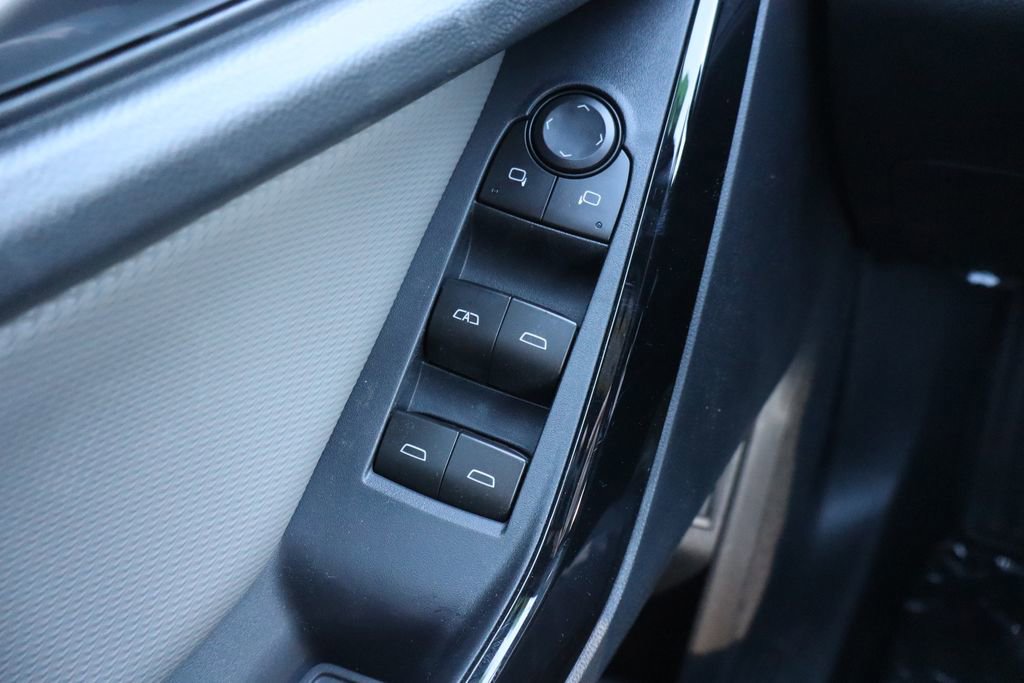 New 2026 Chevrolet Equinox LT w/ Convenience Package II image 16