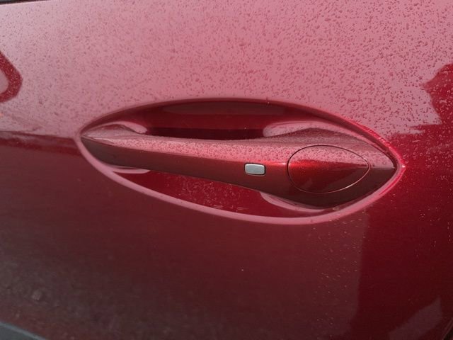 Used 2025 Chevrolet Trax LT w/ LT Convenience Package image 25