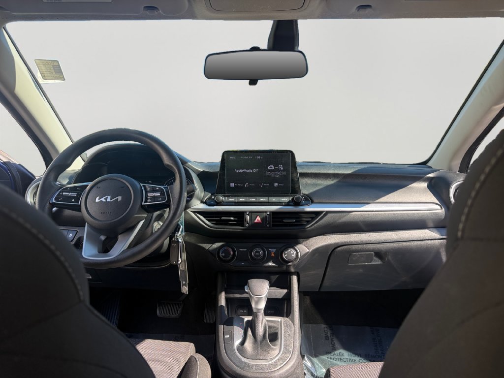 Used 2023 Kia Forte LXS FWD image 10