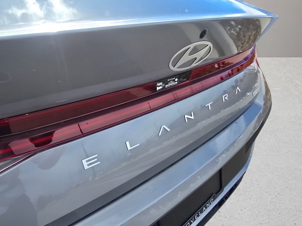 New 2026 Hyundai Elantra Blue image 10