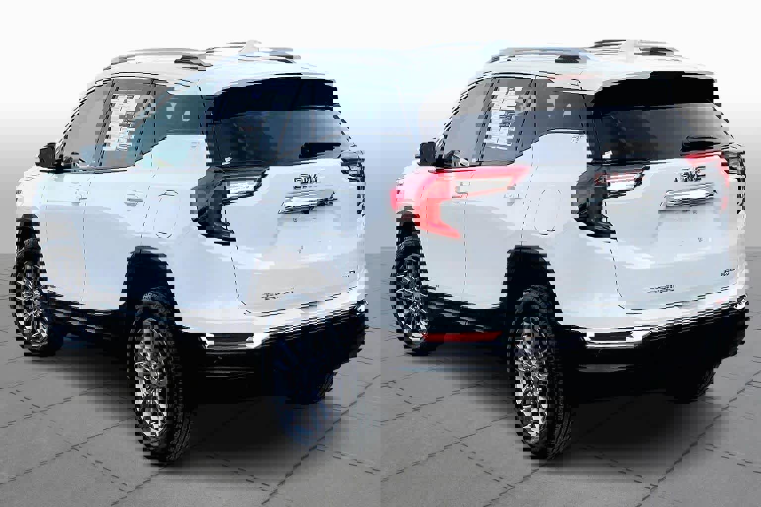 Used 2022 GMC Terrain SLT image 10