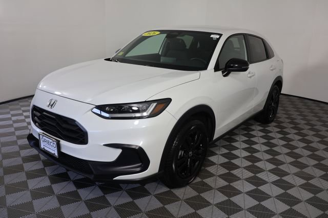 Certified 2026 Honda HR-V Sport image 4