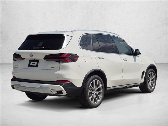 New 2026 BMW X5 xDrive40i w/ Climate Comfort Package AWD/4WD image 2