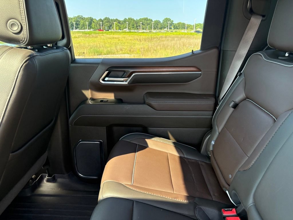 Used 2024 GMC Sierra 1500 Denali w/ Technology Package AWD/4WD image 62
