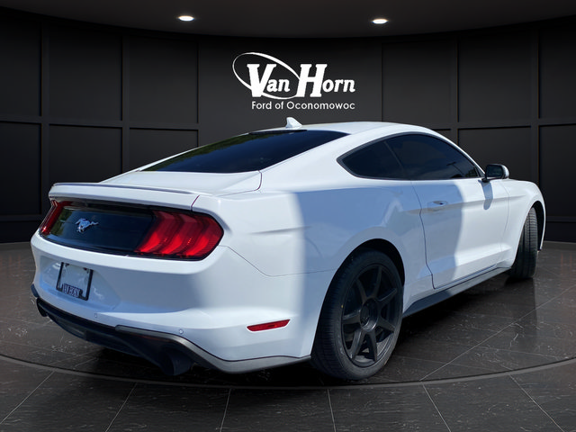 Used 2022 Ford Mustang Premium RWD image 7