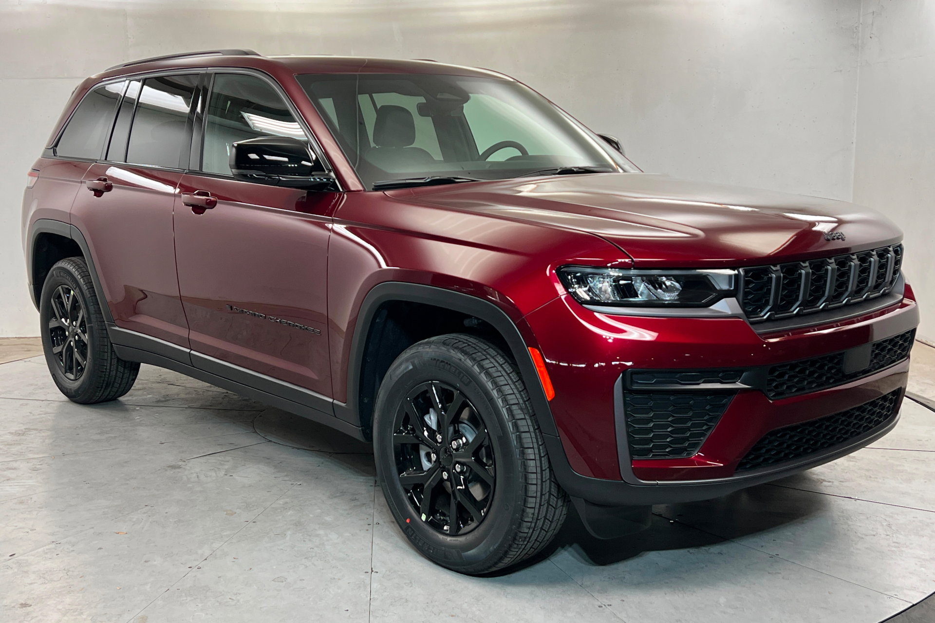 New 2026 Jeep Grand Cherokee Altitude AWD/4WD image 7