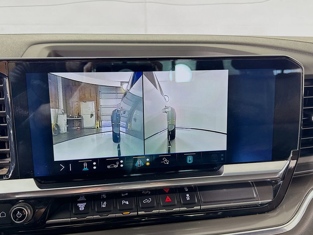 Used 2024 Chevrolet Silverado 3500 High Country w/ High Country Premium Package image 44