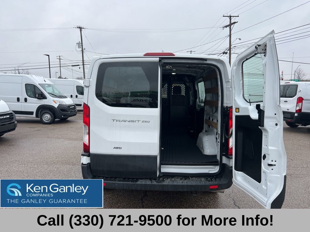 Used 2023 Ford Transit 250 Low Roof AWD w/ Exterior Upgrade Package image 40