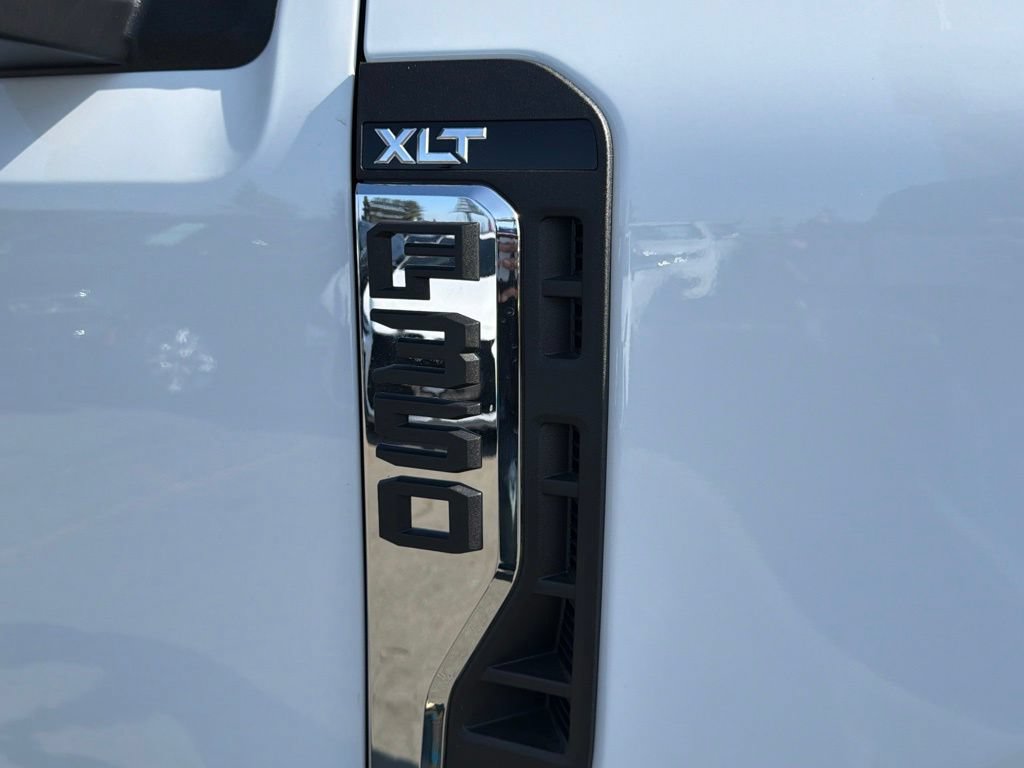 New 2026 Ford F350 XLT RWD image 15