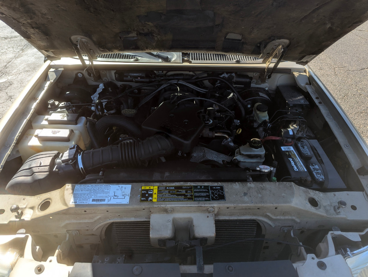 Used 2003 Ford Explorer Sport Trac XLT image 37