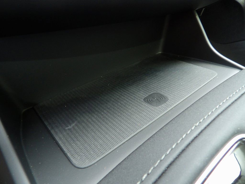 New 2025 Volvo XC90 T8 Plus w/ Protection Package Premier image 29