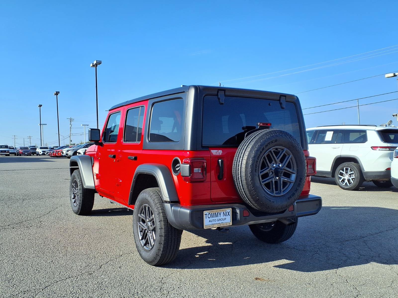 Used 2025 Jeep Wrangler Unlimited Sport AWD/4WD image 20