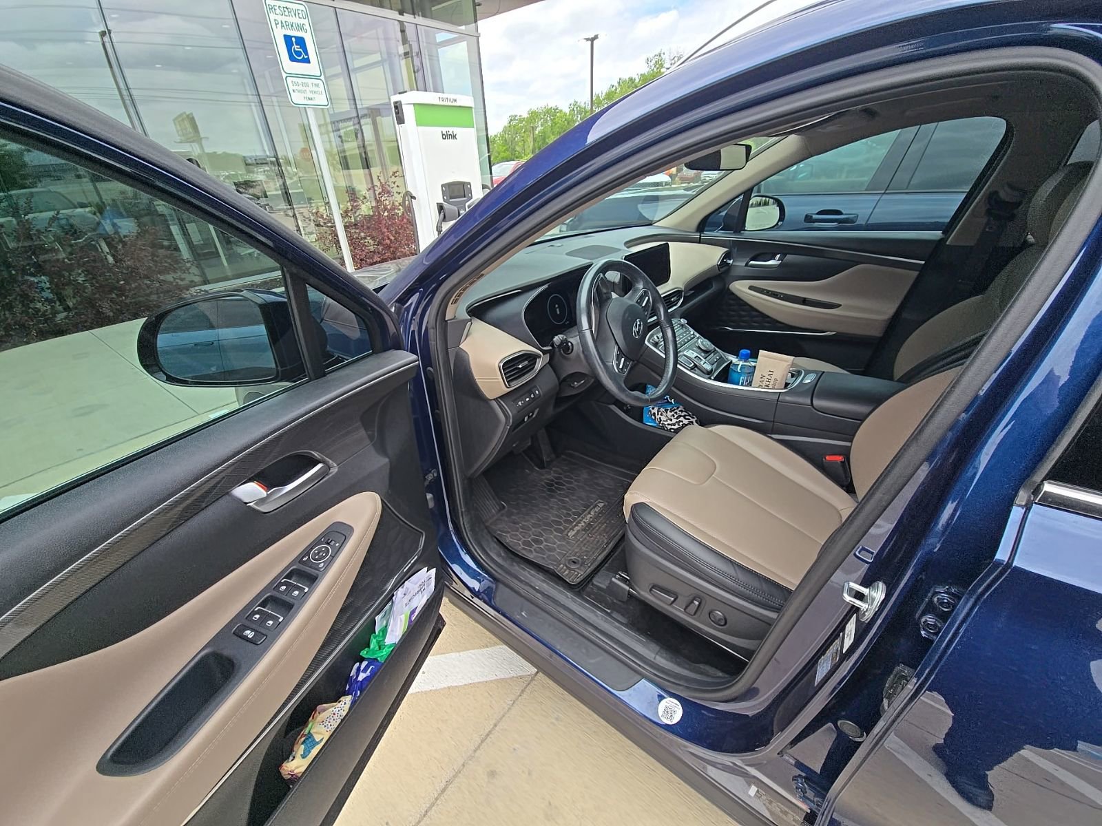 Used 2023 Hyundai Santa Fe SEL w/ Premium Package FWD image 10