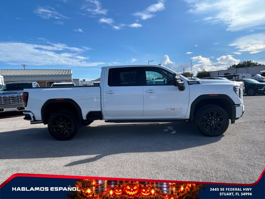 New 2026 GMC Sierra 2500 AT4 w/ AT4 Premium Plus Package AWD/4WD image 8