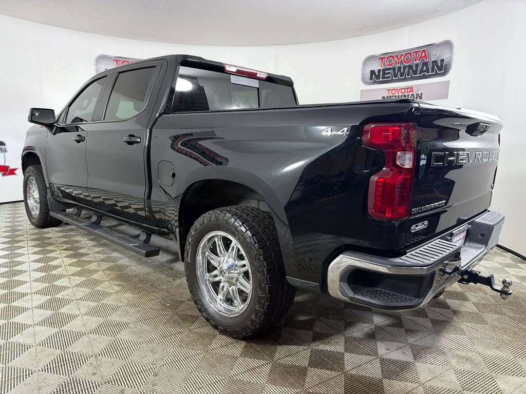Used 2023 Chevrolet Silverado 1500 LT w/ Z71 Off-Road Package image 5