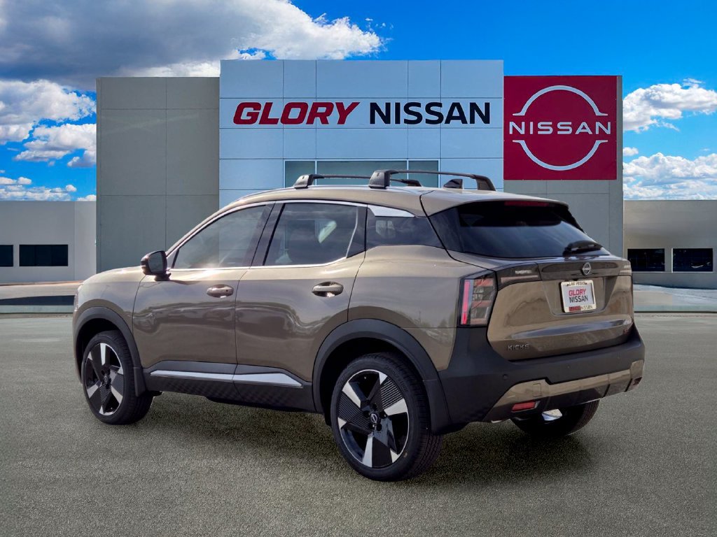 New 2026 Nissan Kicks SR w/ Cold Weather Package FWD image 4