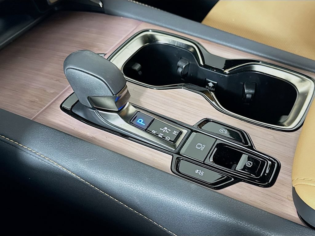 Certified 2025 Lexus RX 350 Premium w/ Accessory Package (Z1) FWD image 17