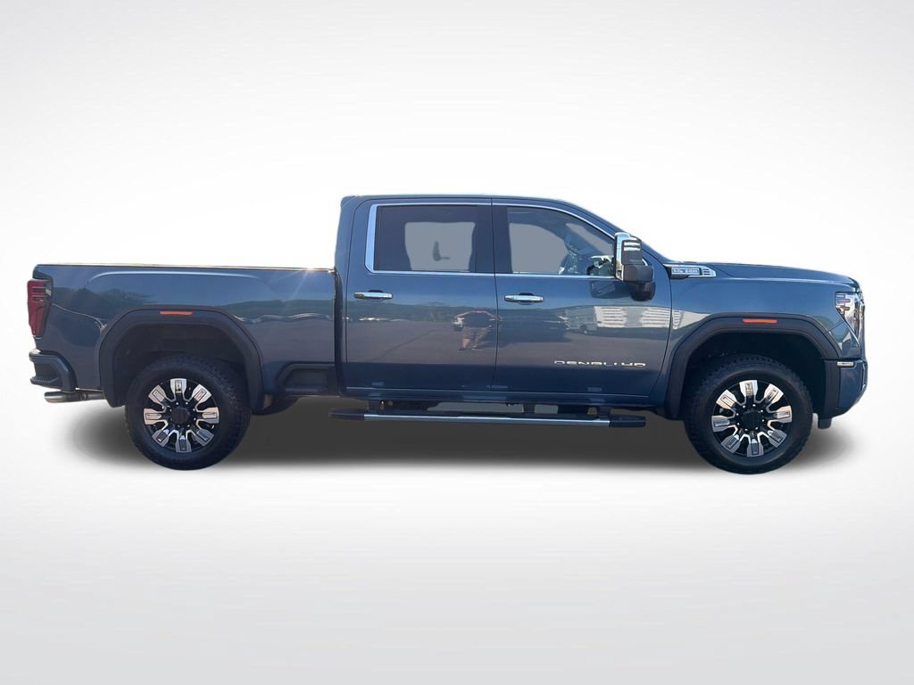 Certified 2025 GMC Sierra 2500 Denali w/ Technology Package AWD/4WD image 13