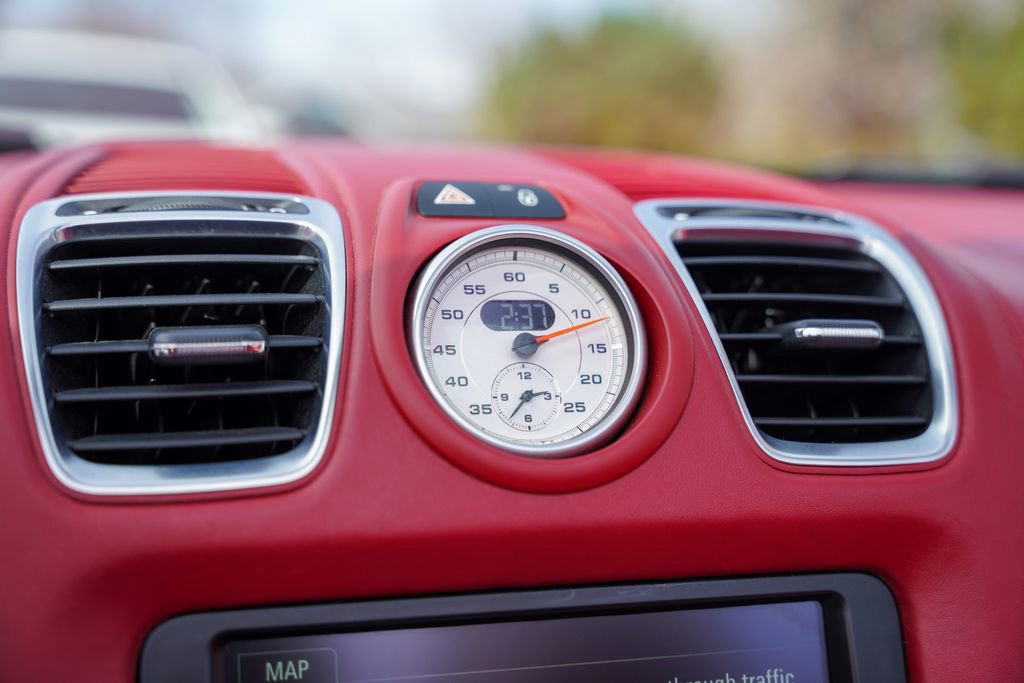 Used 2015 Porsche Boxster S image 29