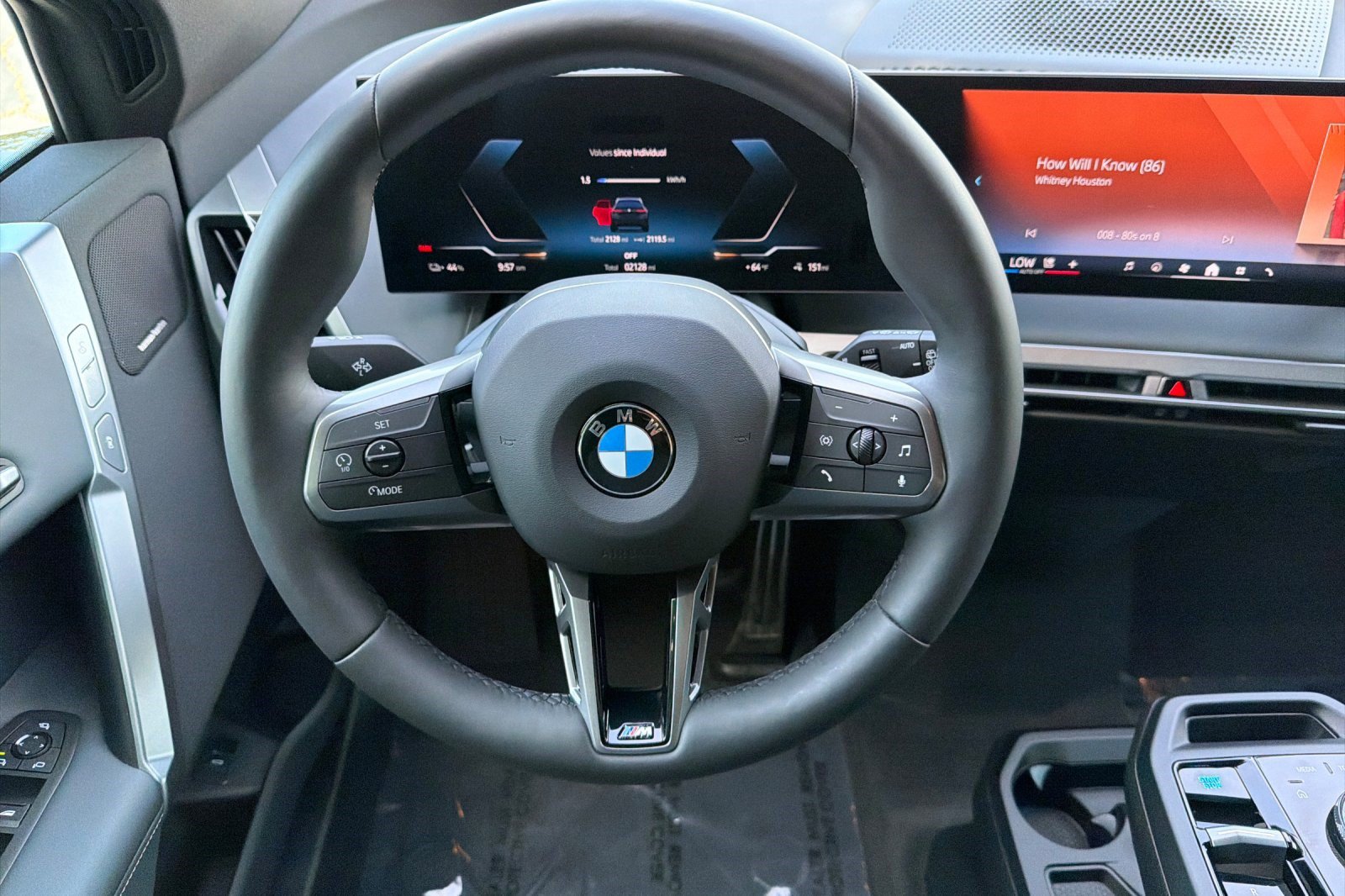 Used 2026 BMW iX xDrive45 w/ M Sport Package AWD/4WD image 18