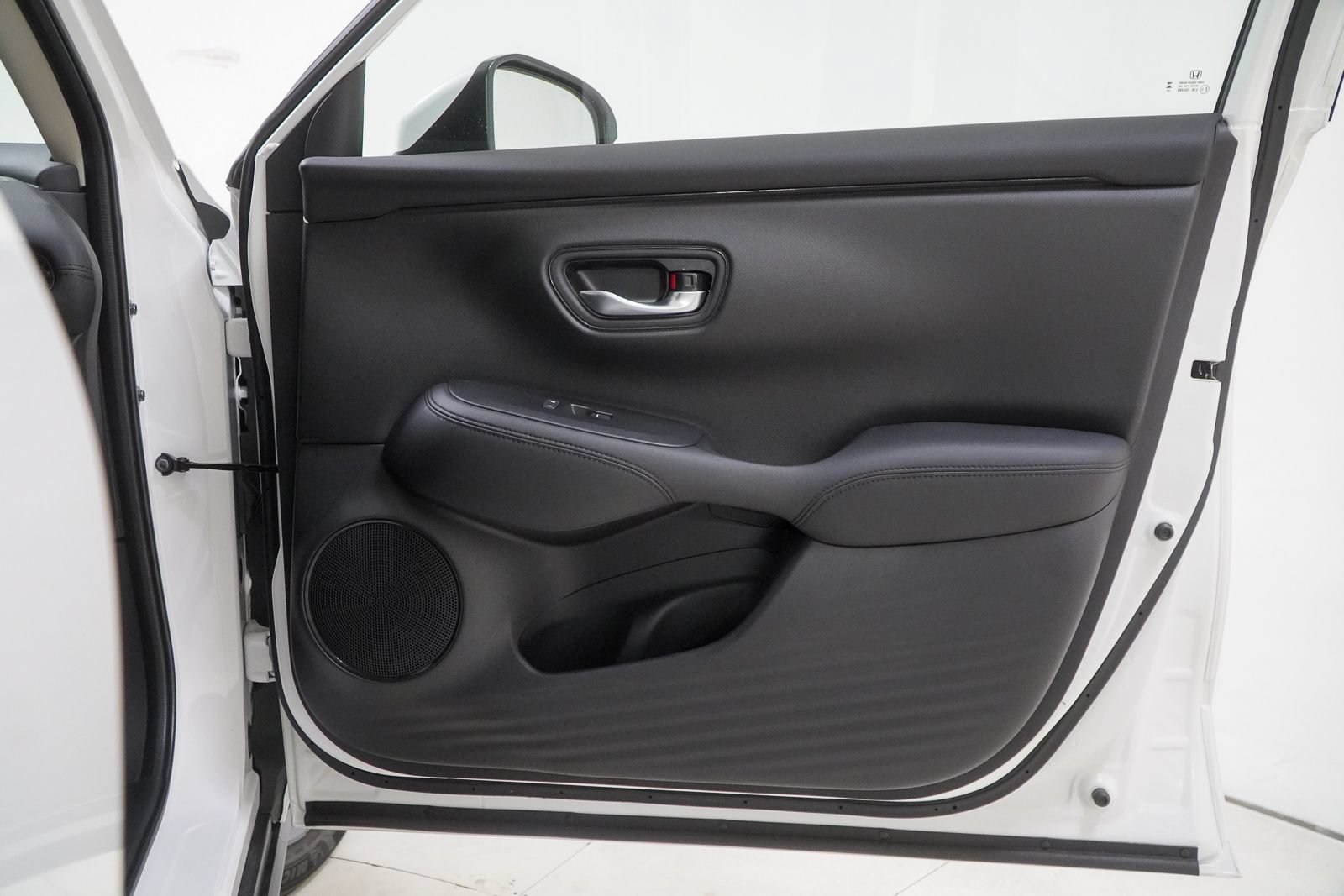 New 2027 Honda HR-V LX image 32