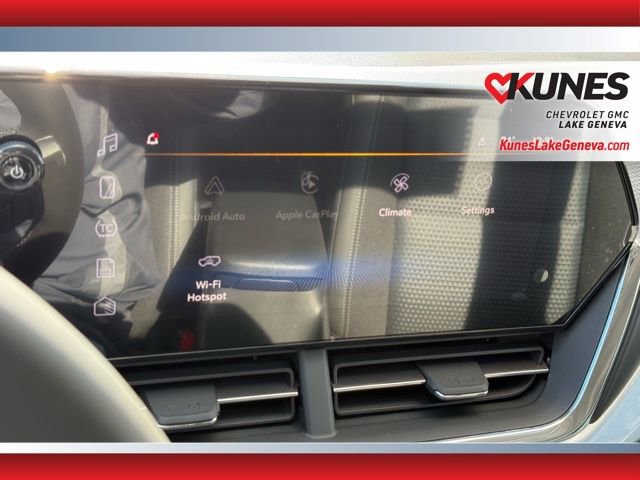 New 2026 Chevrolet Trax LT w/ Driver Confidence Package image 17