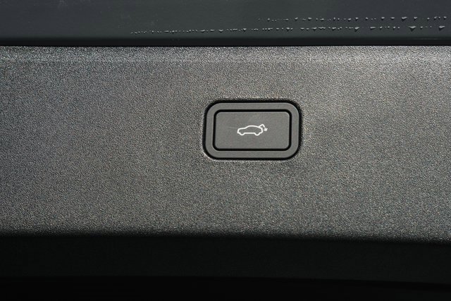 New 2026 Volvo EX30 Cross Country Ultra image 10