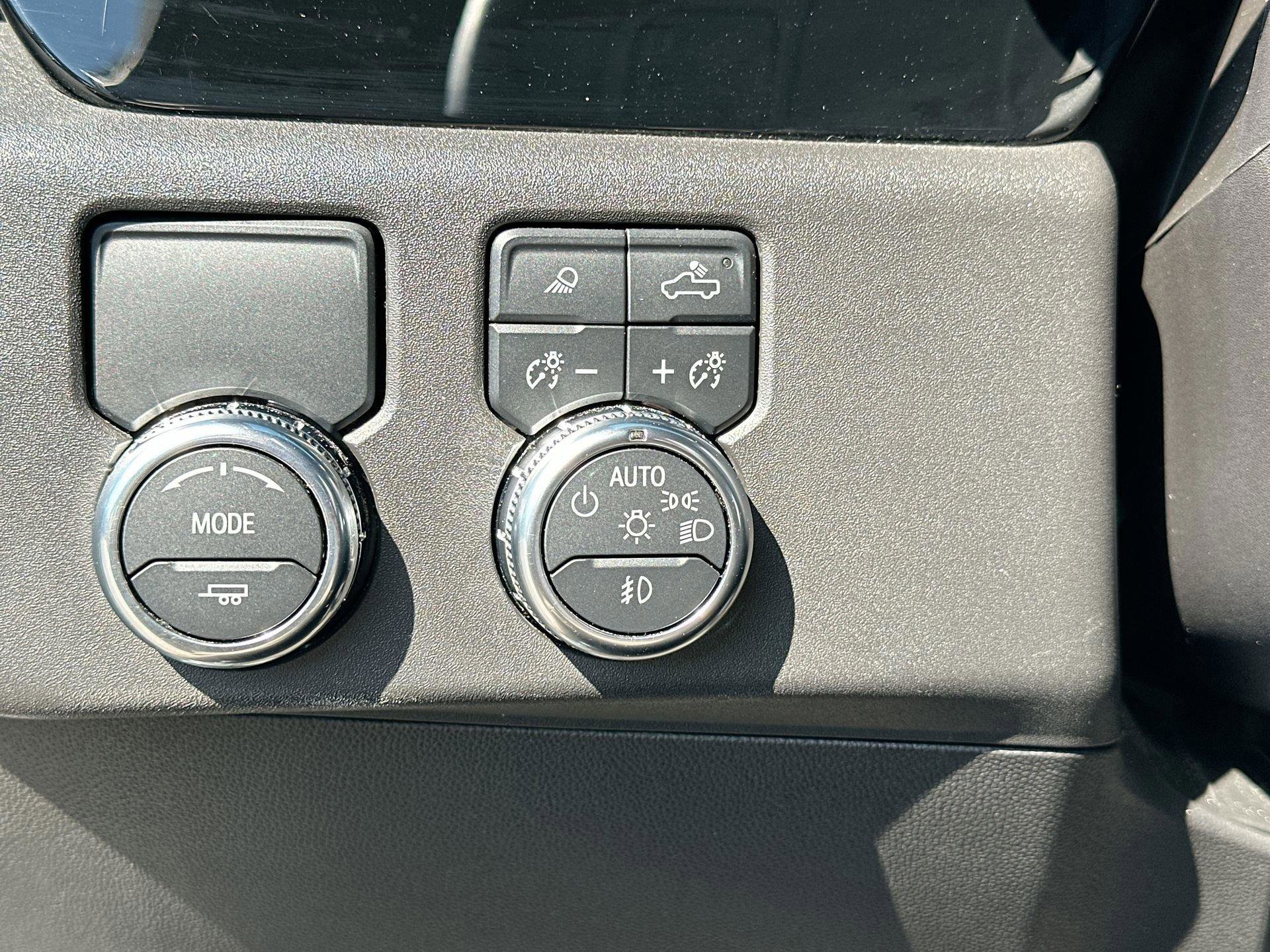 Used 2025 GMC Sierra 1500 SLT image 24