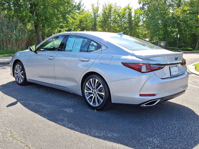 Used 2021 Lexus ES 350 w/ Premium Package image 4