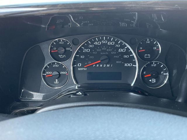 Used 2015 Chevrolet Express 2500 Extended image 22