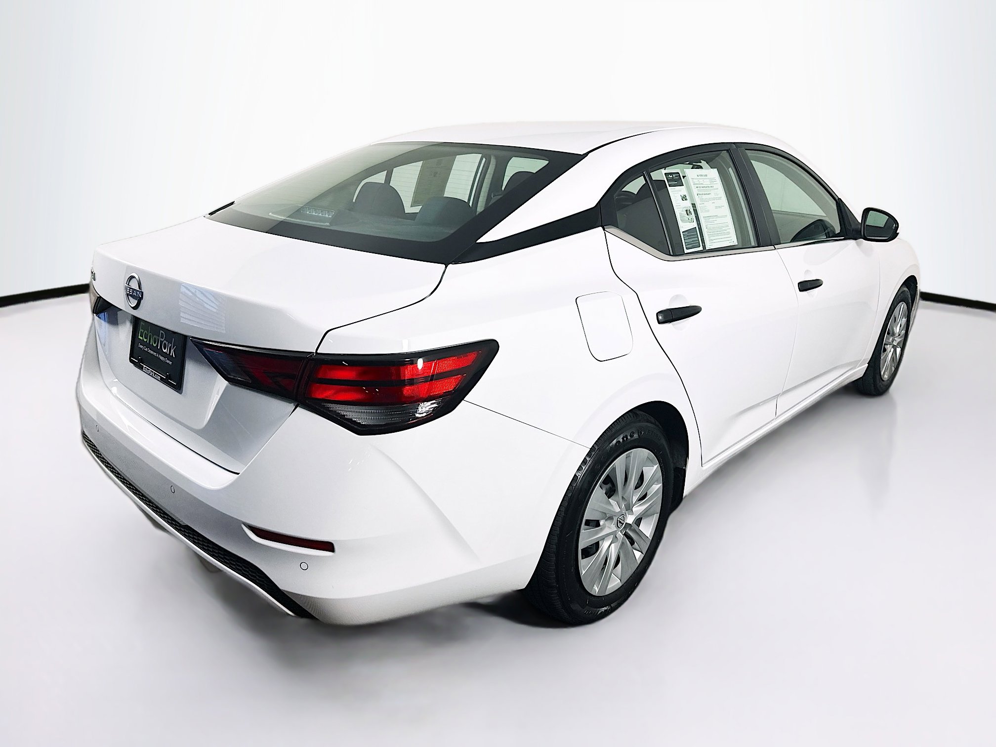 Used 2025 Nissan Sentra S image 9