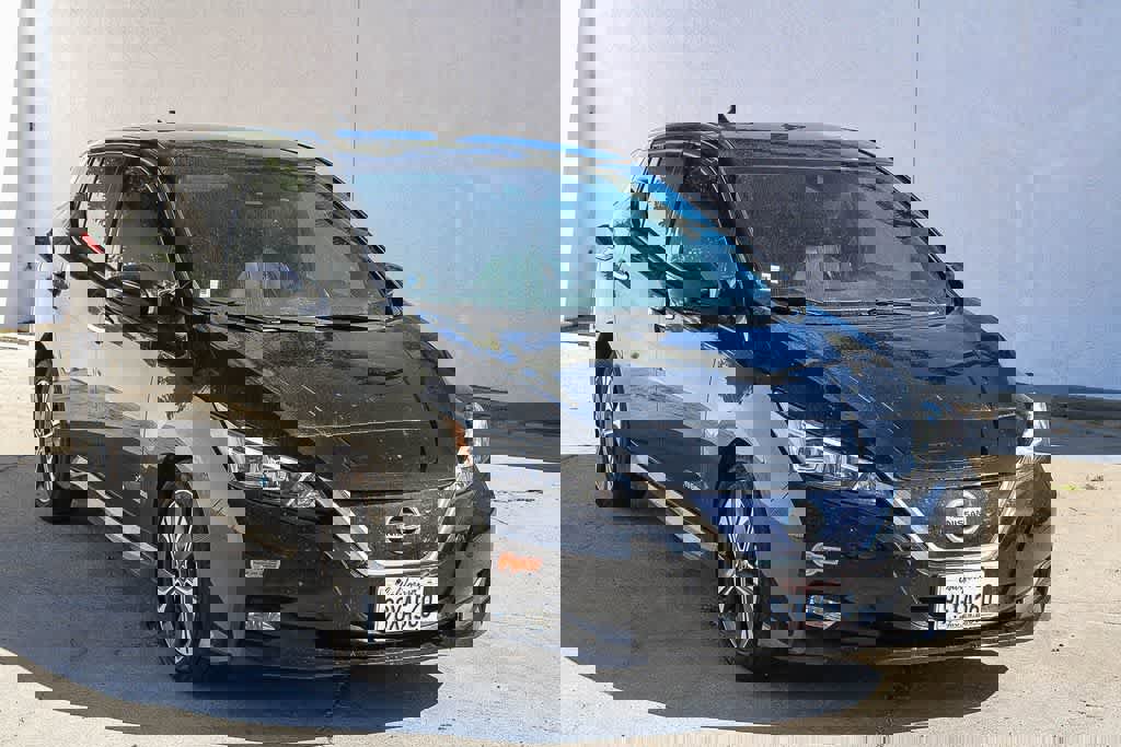 Used 2019 Nissan Leaf SL w/ SL Technology Package image 3