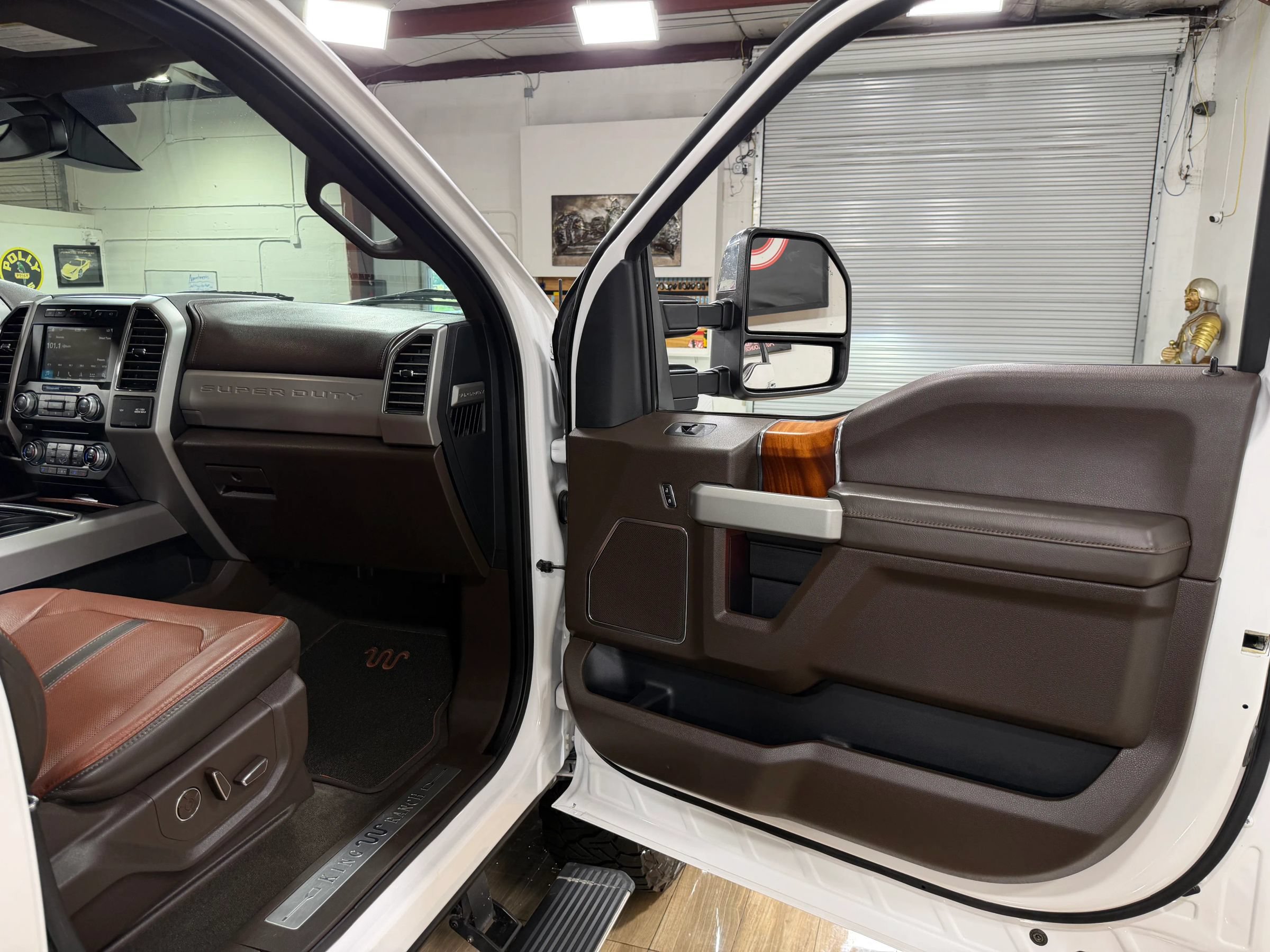 Used 2018 Ford F250 King Ranch w/ King Ranch Ultimate Package AWD/4WD image 20