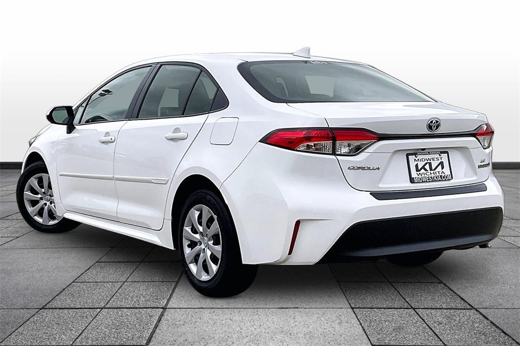 Used 2024 Toyota Corolla LE image 12