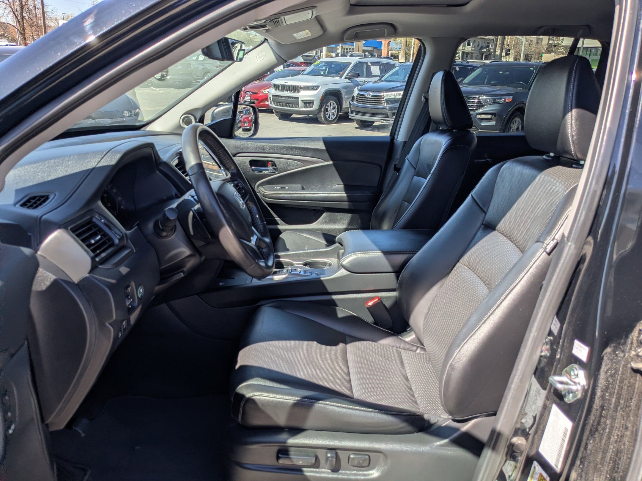 Used 2025 Honda Ridgeline RTL image 17