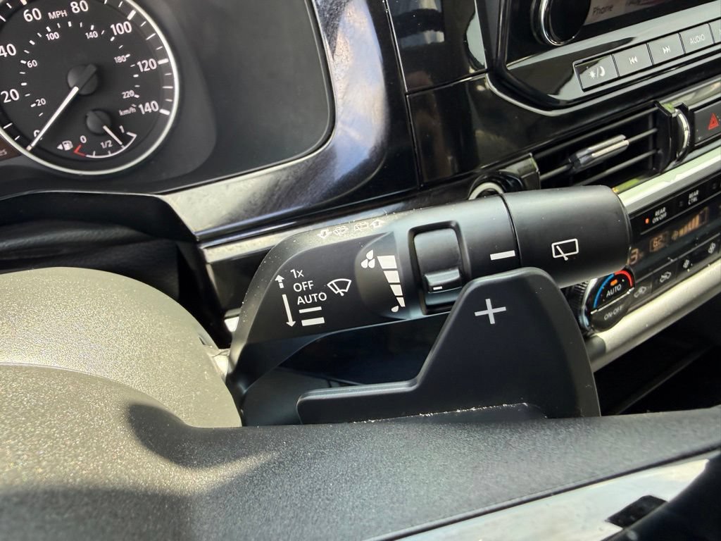 Certified 2023 Nissan Pathfinder Platinum AWD/4WD image 30