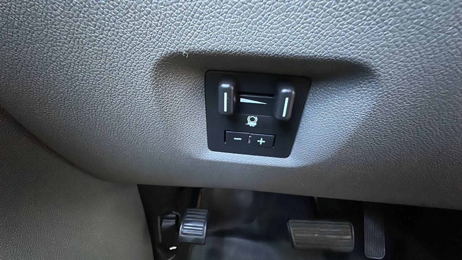 Used 2011 Chevrolet Silverado 2500 W/T RWD image 18