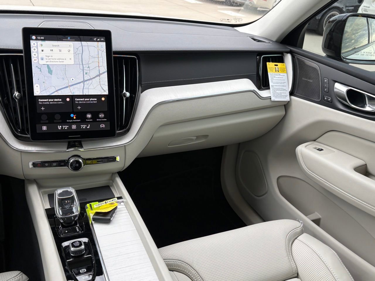 New 2026 Volvo XC60 B5 Ultra w/ Protection Package Premier image 12