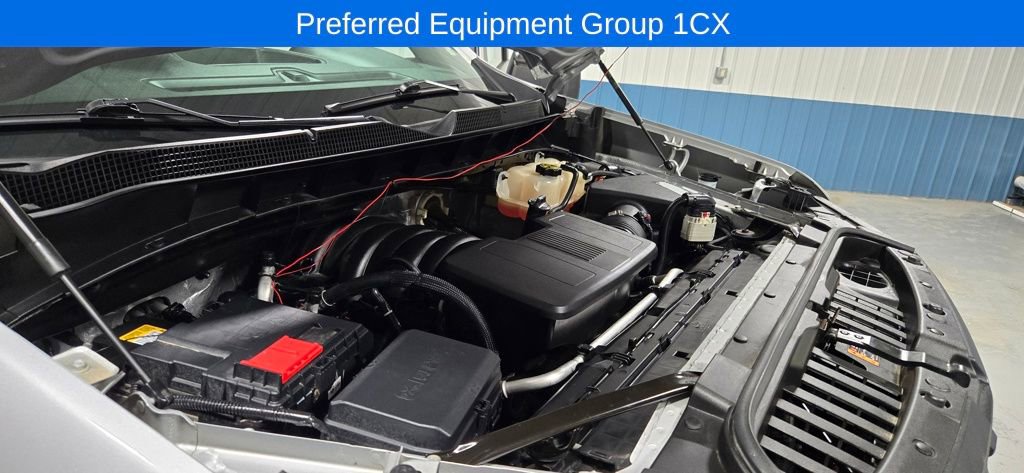 Used 2023 Chevrolet Silverado 2500 Custom w/ Custom Value Package image 4