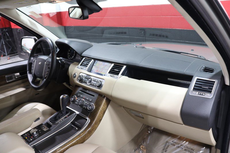 Used 2011 Land Rover Range Rover Sport HSE AWD/4WD image 42
