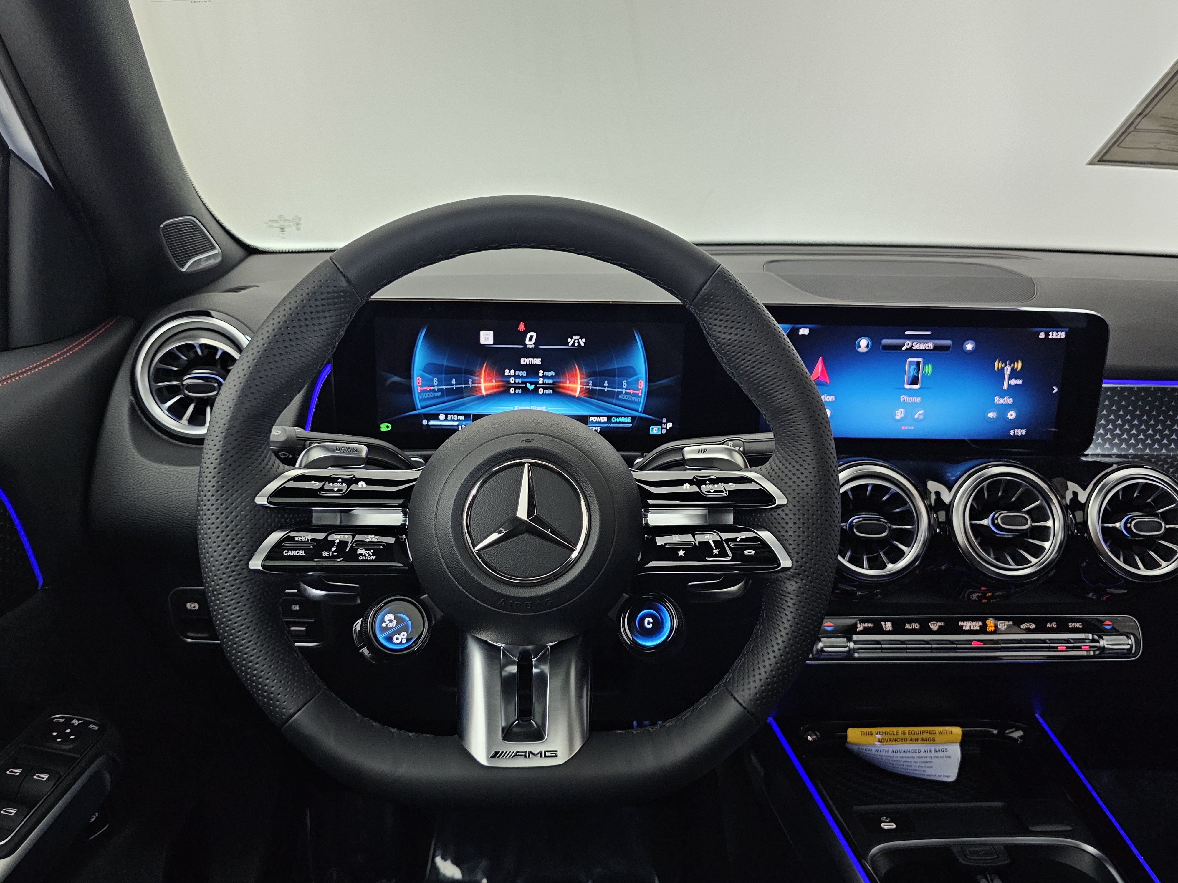 New 2026 Mercedes-Benz GLB 35 AMG 4MATIC image 6