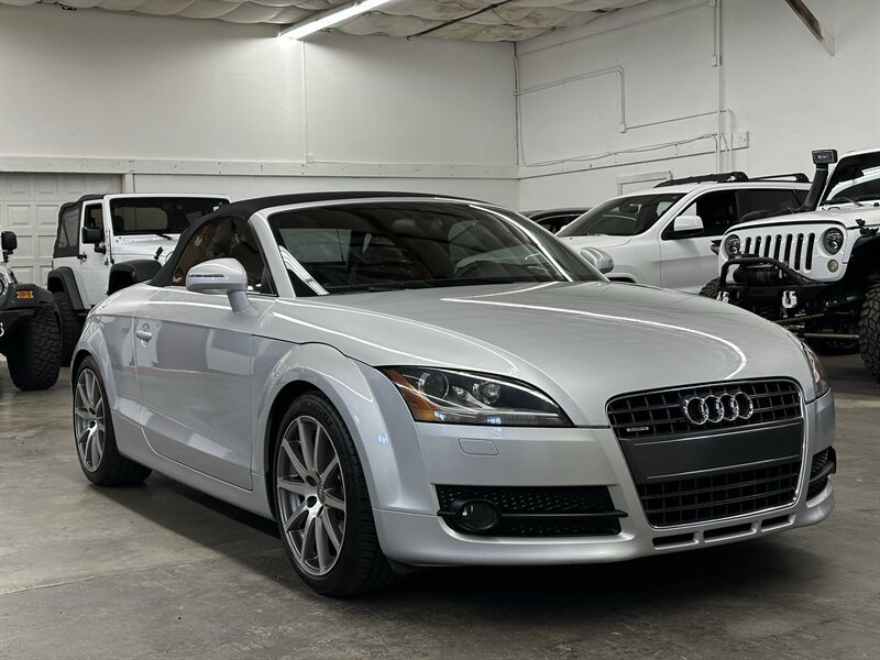 Used 2009 Audi TT 2.0T Prestige w/ Prestige Pkg AWD/4WD image 8