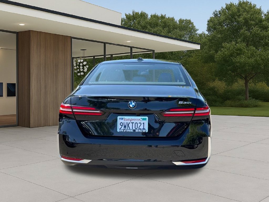 Used 2026 BMW 530i w/ Premium Package RWD image 9