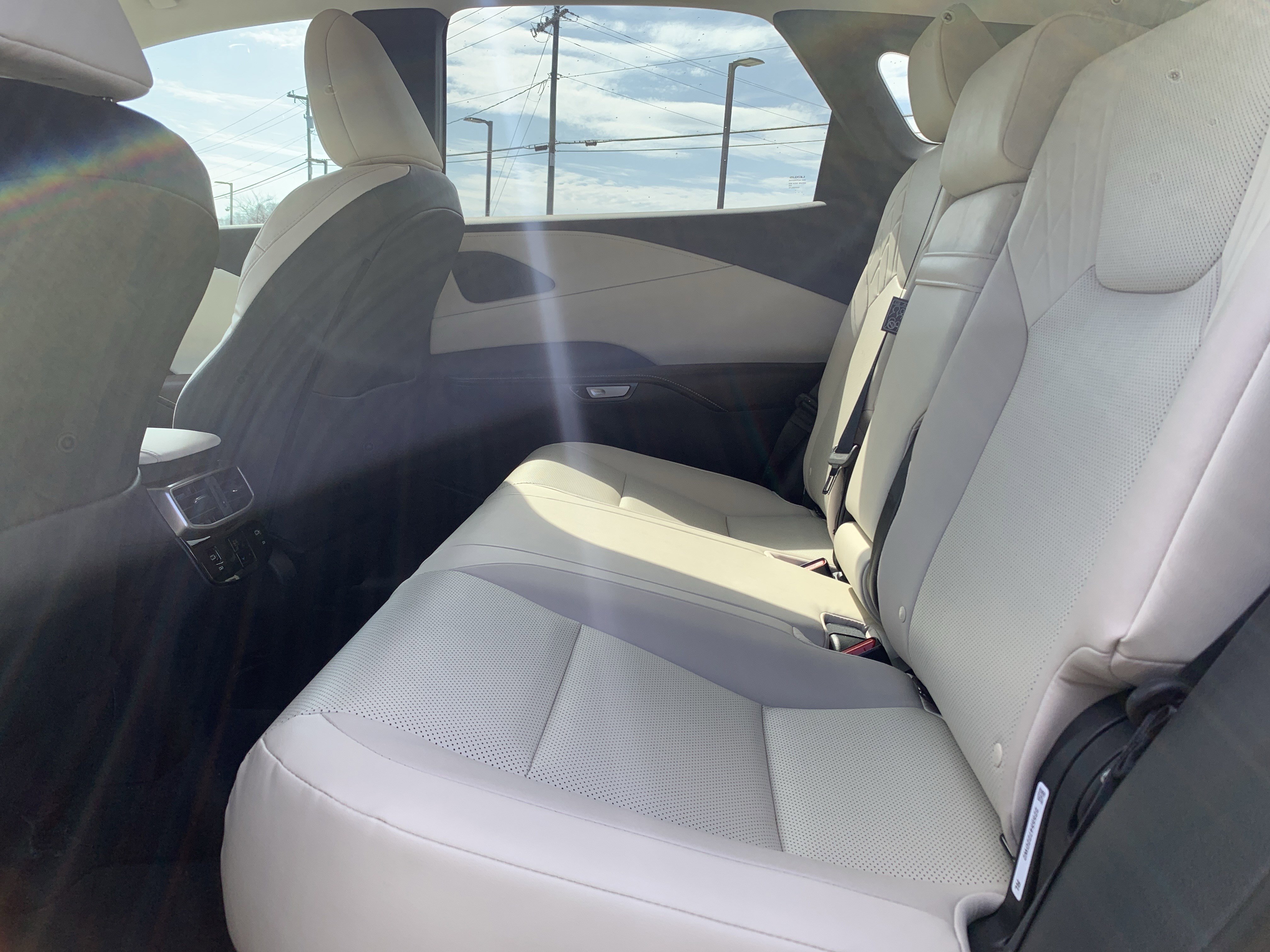 Used 2024 Lexus RX 350 Premium w/ Cold Area Package image 32