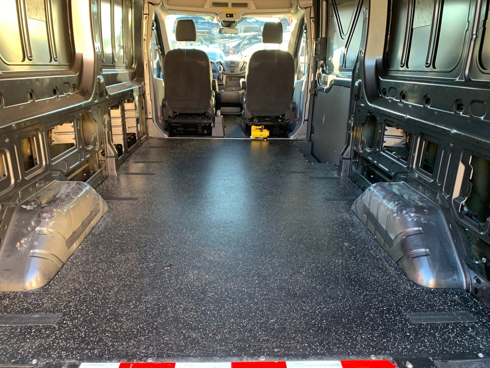 Used 2017 Ford Transit 350 148 Medium Roof image 9