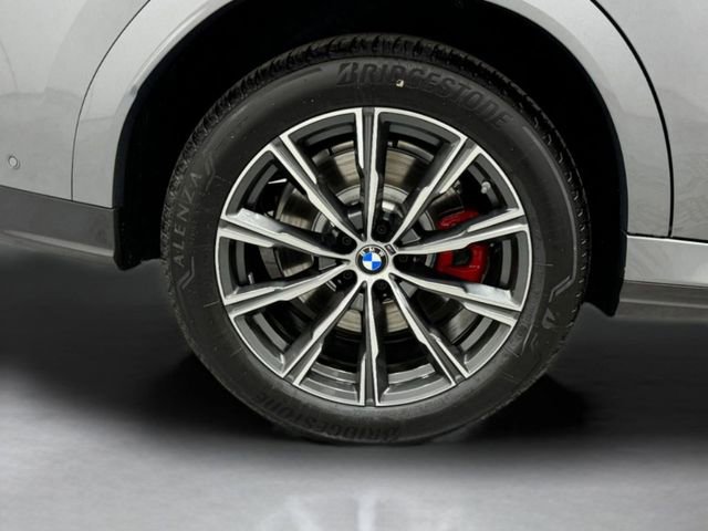 New 2026 BMW X6 M60i image 9