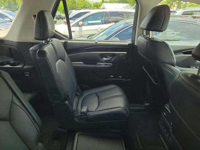 Certified 2024 Honda Pilot EX-L image 3